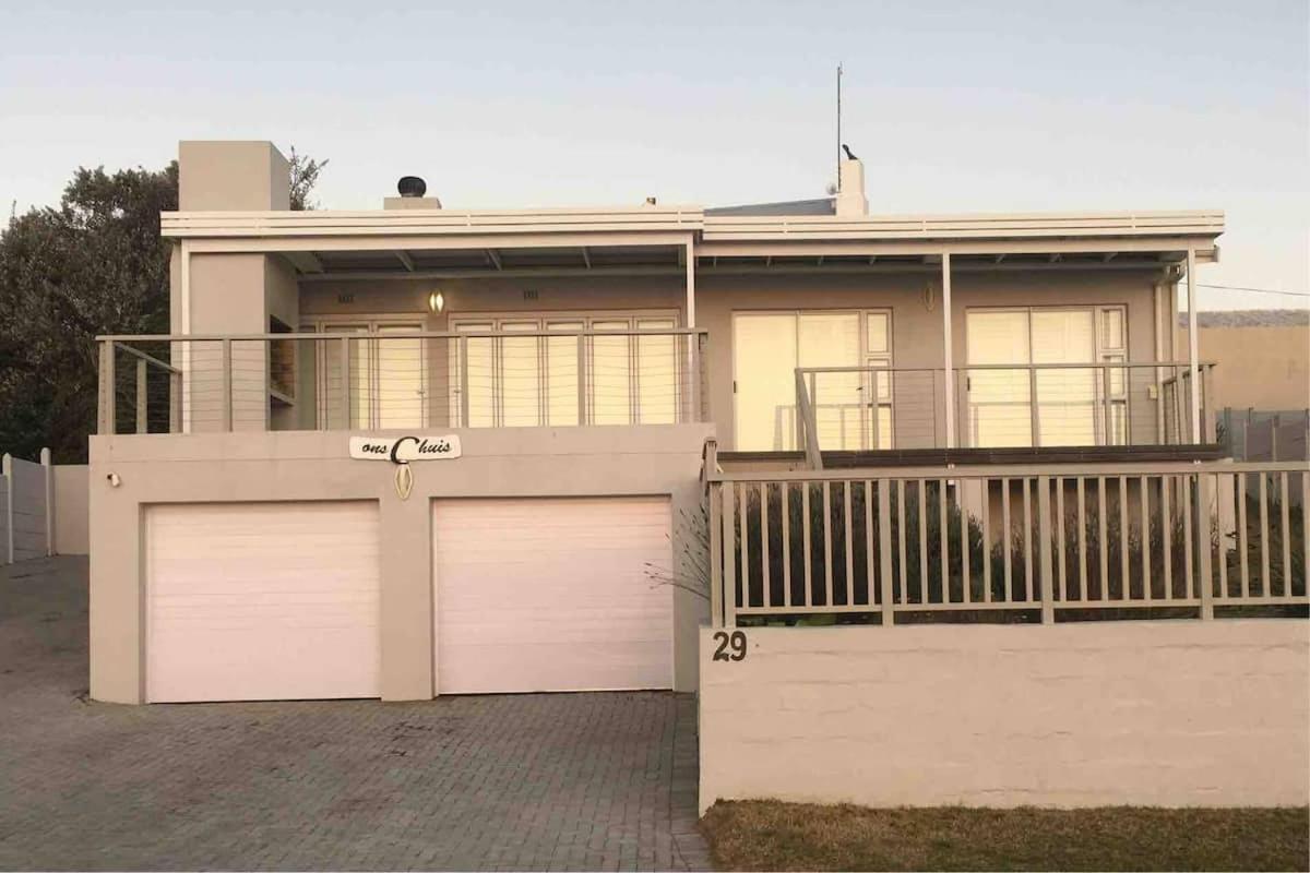 Ons C-Huis - Gansbaai Seafront Accommodation, Back-Up Power Ngoại thất bức ảnh